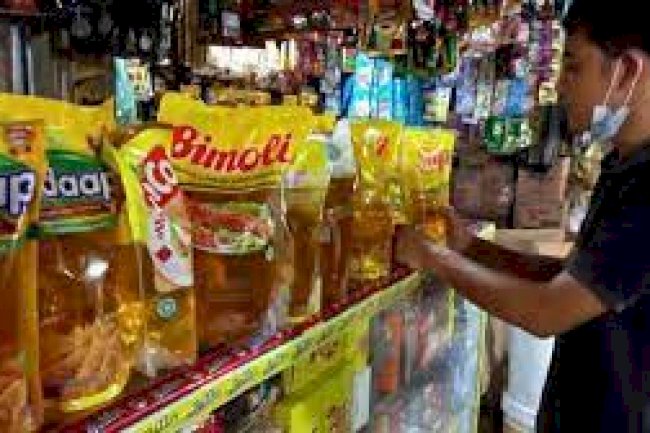 DKUKMP Memantau Kelangkaan Minyak Di Pasar
