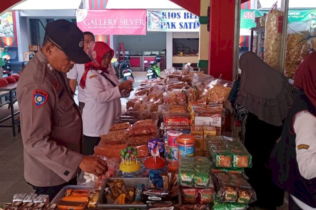 Pengawasan Pangan menjelang Hari Raya Natal dan Tahun Baru