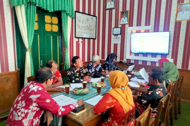 Rapat Koordinasi dan Evaluasi Kinerja Unit Pasar Wilayah I dan II