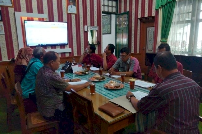 Rapat Koordinasi dan Evaluasi Kinerja Unit Pasar Wilayah III dan IV