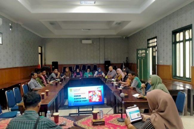 Sosialisasi Forum Konsultasi Publik dan Fasilitasi Evaluasi Pelayanan Publik