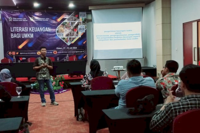 Pelatihan Literasi Keuangan Bagi Pelaku UMKM
