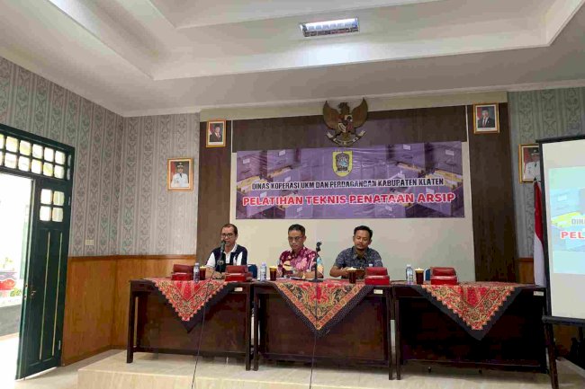 Pelatihan Teknis Penataan Arsip Bersama Dispersip Kabupaten Klaten