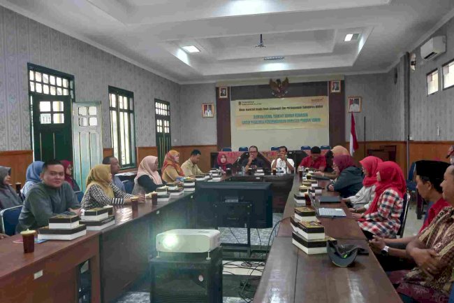 Diskusi Panel Terkait Rumah Kemasan