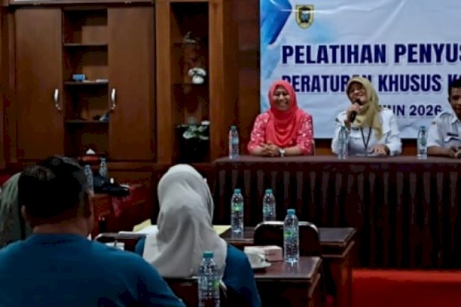 elatihan Penyusunan Peraturan Khusus (PERSUS) Koperasi