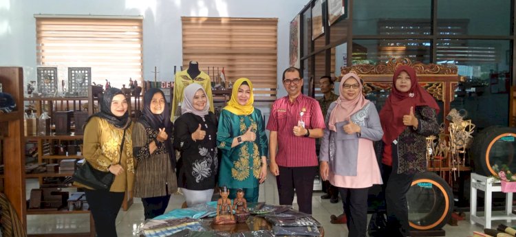 Kunjungan Studi Tiru dari Dekranasda Kabupaten Gorontalo