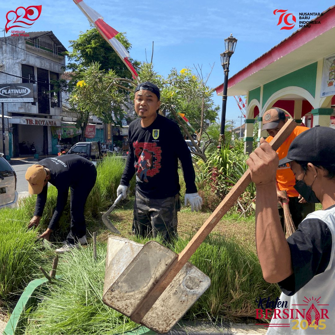 Kegiatan Jum'at Bersih di Pasar Gedhe Klaten